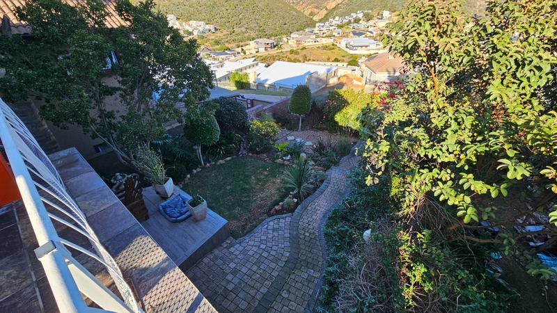 3 Bedroom Property for Sale in Island View Western Cape